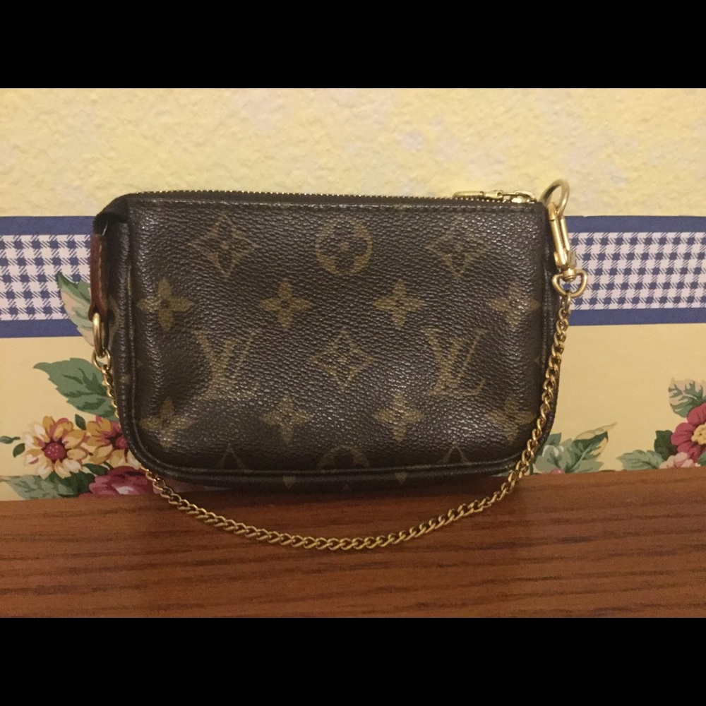 Mini pochette accessories